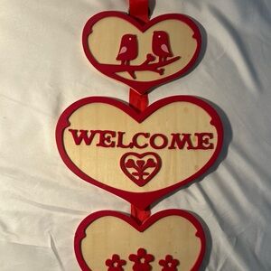 Red and Cream Heart Welcome Sign in wood. EUC